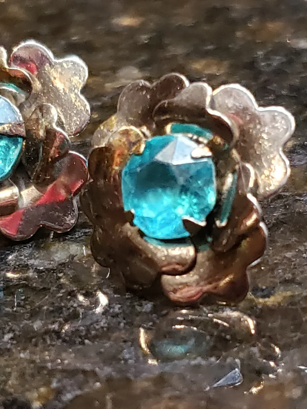 Vintage Floral Screwback Earrings